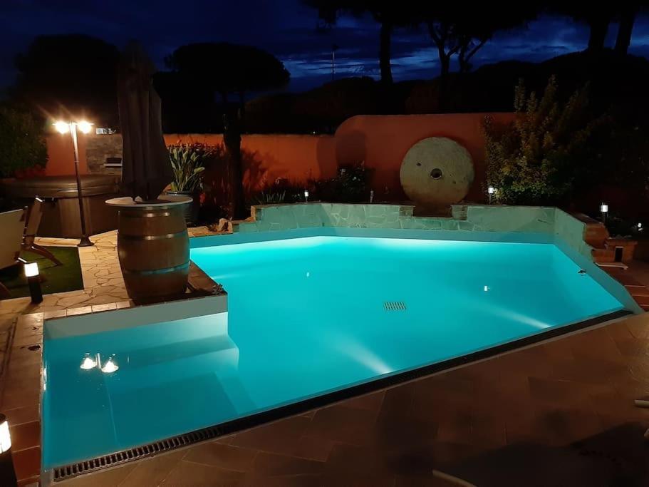 Hebergement Insolite Studio Grau Du Roi Mas Des Marines Piscine เลอ โกร-ดู-รัว ภายนอก รูปภาพ
